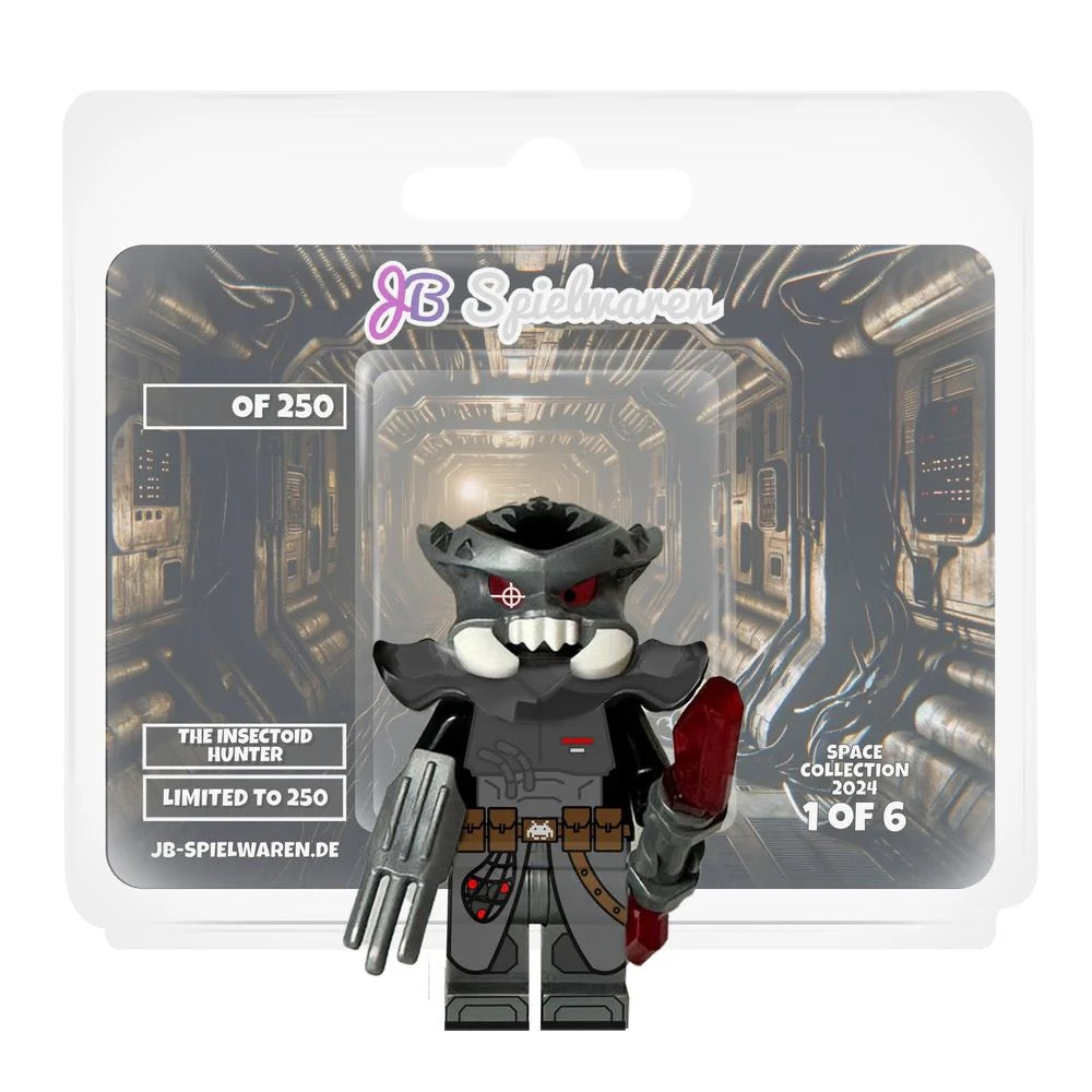 The Insectoid Hunter - Custom Space Collectible Minifigure - Bricks and Minifigs Sioux Falls