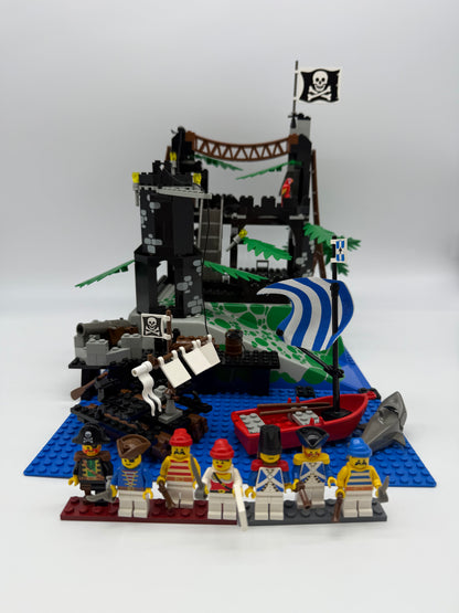 Lego Pirates Rock Island Refuge