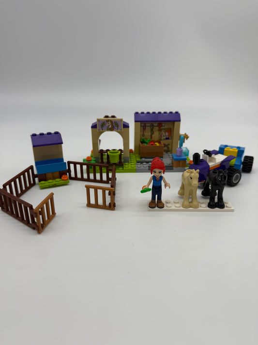 Mia's Foul Stable - Bricks and Minifigs Sioux Falls