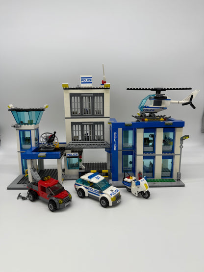 Police Station - Bricks and Minifigs Sioux Falls