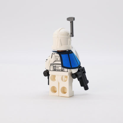 sw1315: Clone Trooper Captain Rex, 501st Legion (Phase 2) - Blue Cloth Pauldron, Rangefinder, Printed White Arms