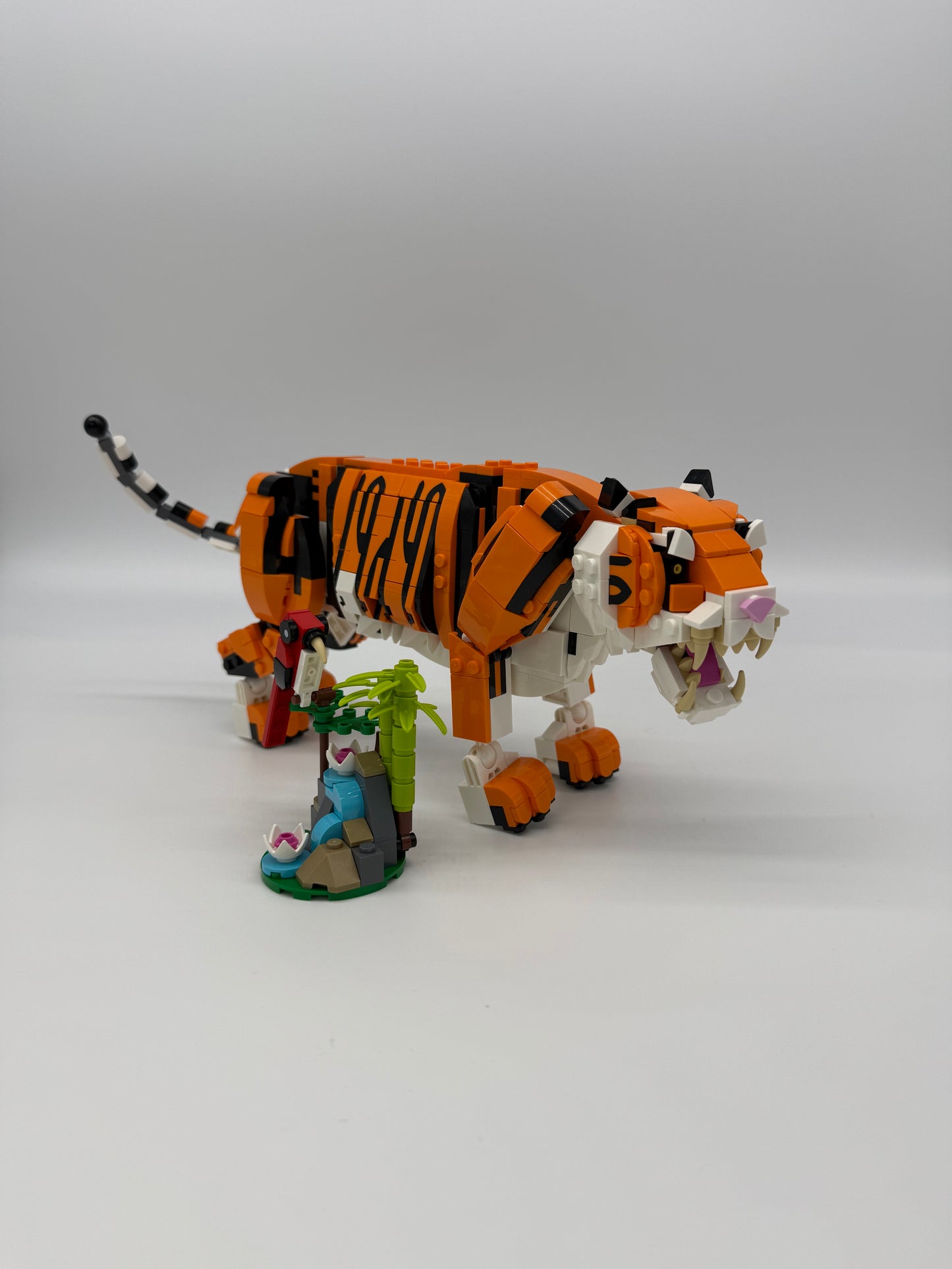 Majestic Tiger - Bricks and Minifigs Sioux Falls