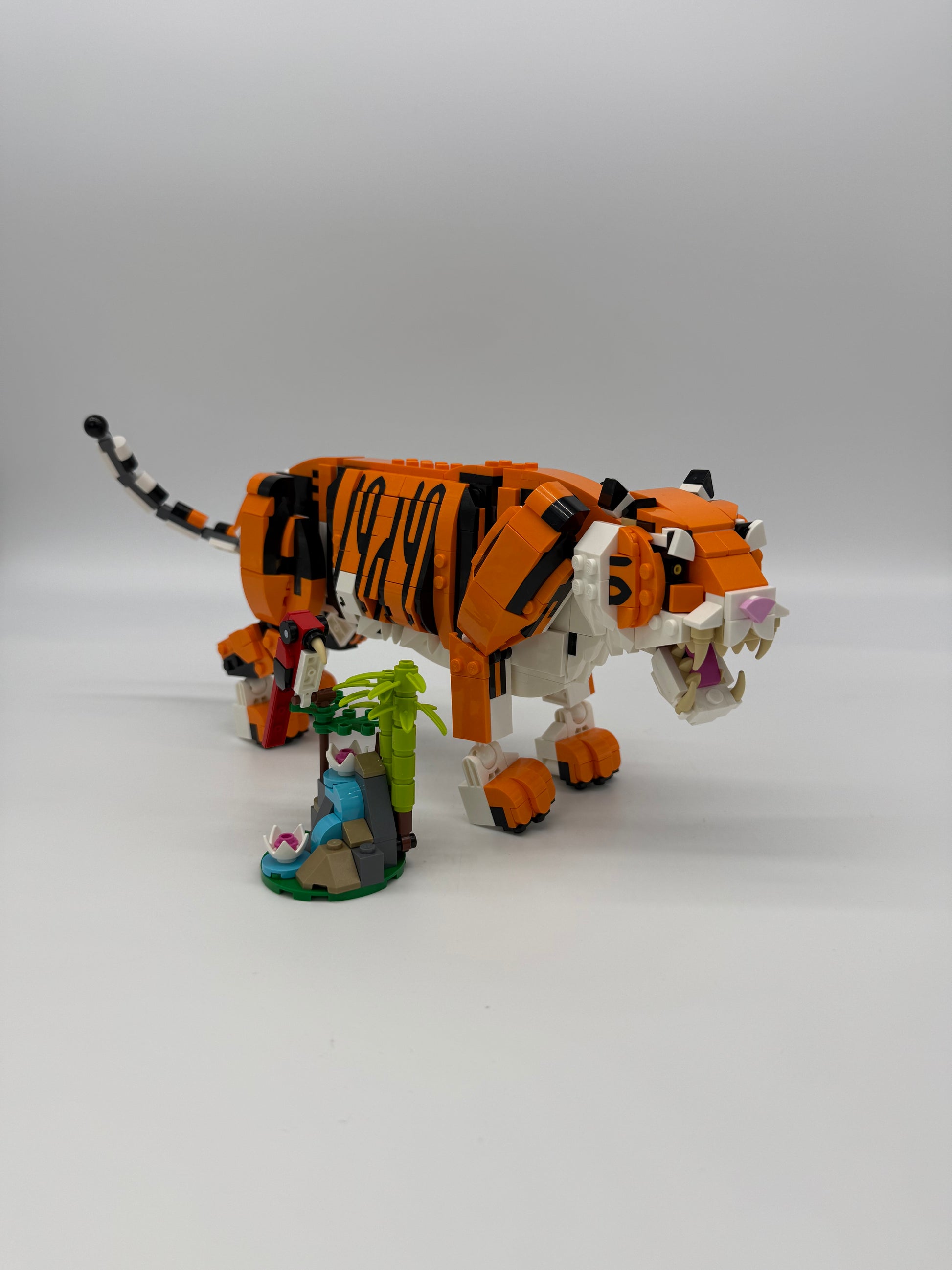 Majestic Tiger - Bricks and Minifigs Sioux Falls