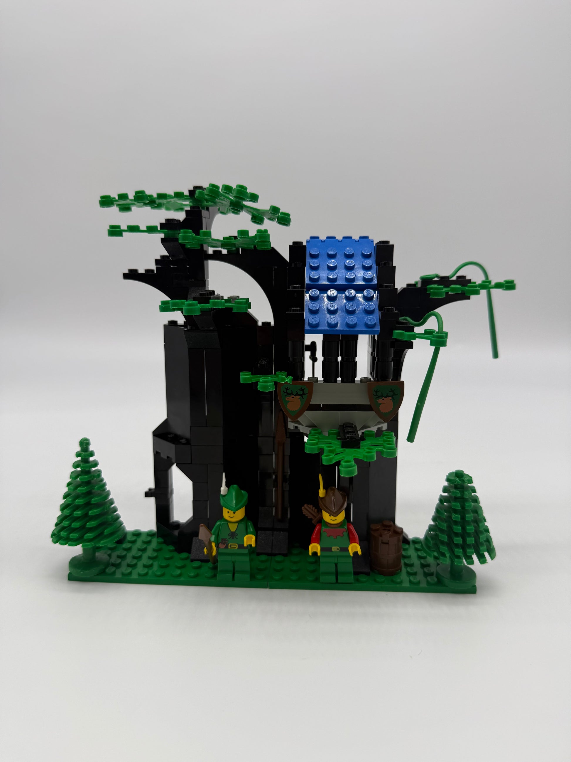 Forestmen's Hideout - Bricks and Minifigs Sioux Falls
