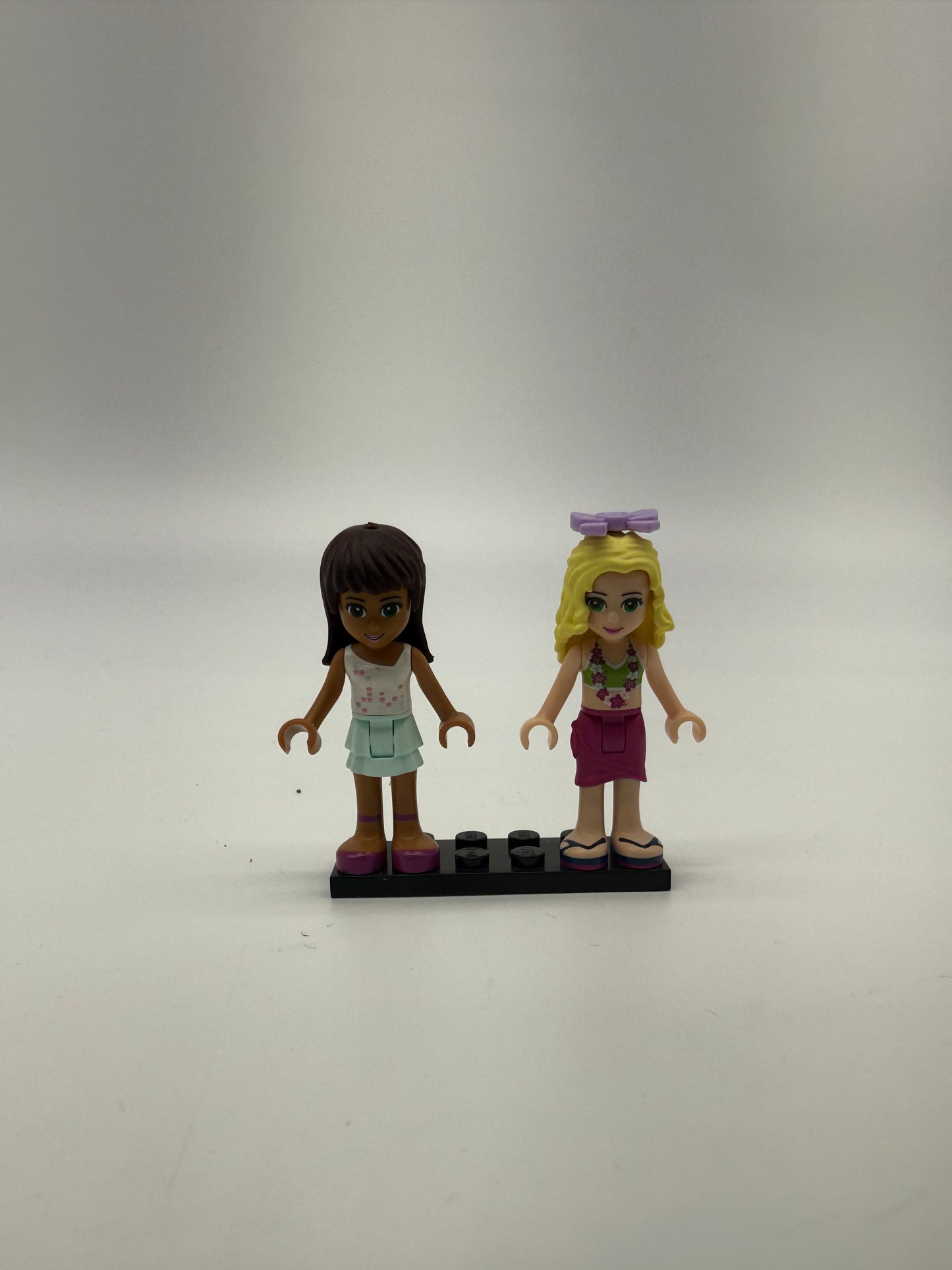 Heartlake City Pool - Bricks and Minifigs Sioux Falls