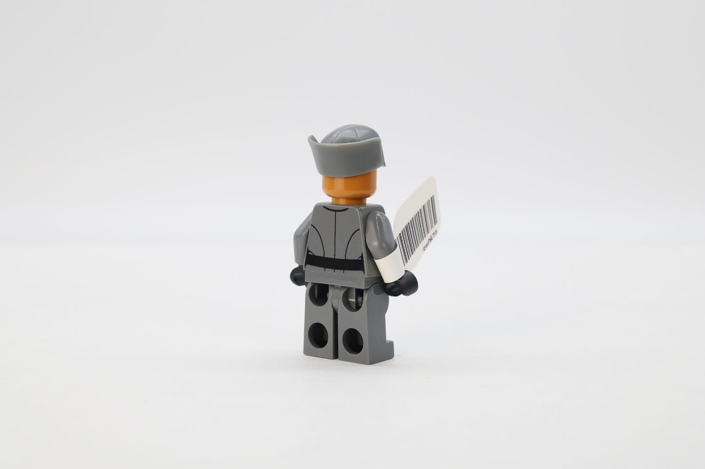 sw0670: First Order Officer (Lieutenant / Captain) - Male