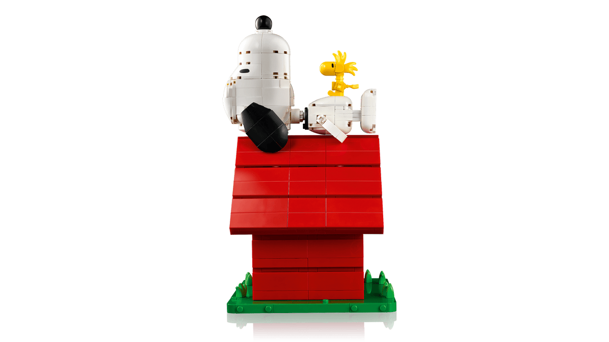 Peanuts: Snoopy's Doghouse - Bricks and Minifigs Sioux Falls
