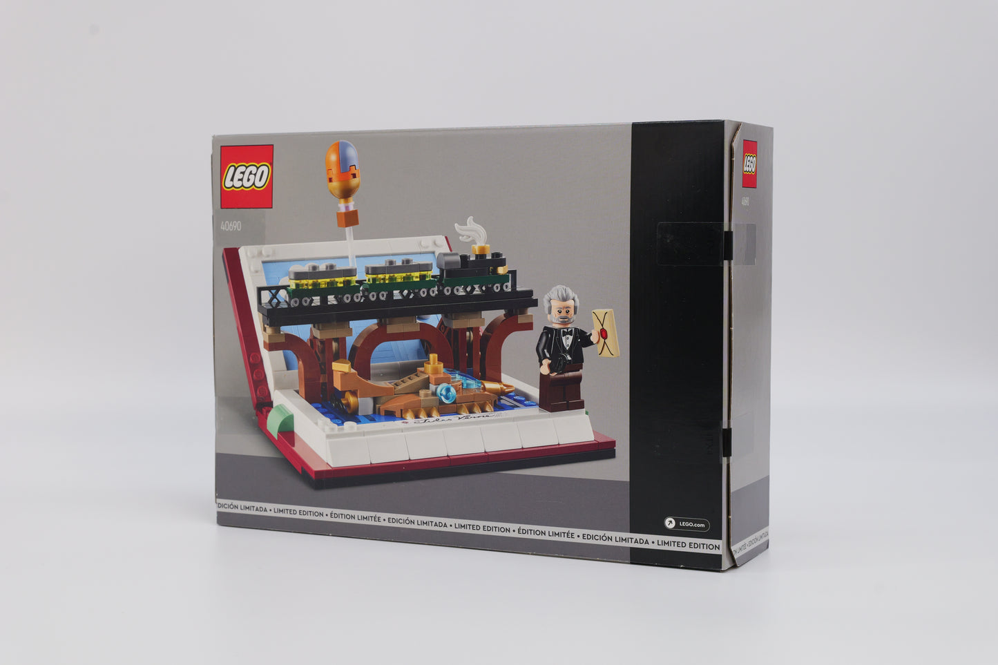 LEGO® Tribute to Jules Verne's Books (40690)