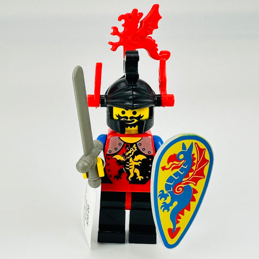 cas017a: Dragon Knight (WITH CAPE, SHIELD, WAEPON)