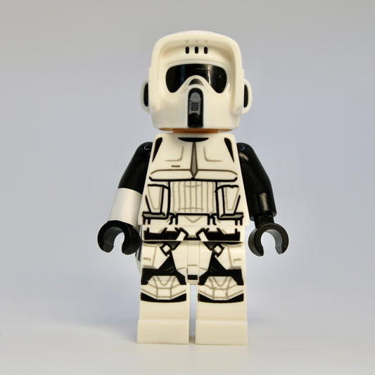 sw1007: Imperial Scout Trooper - Male, Dual Molded Helmet, Light Nougat Head, Scowl