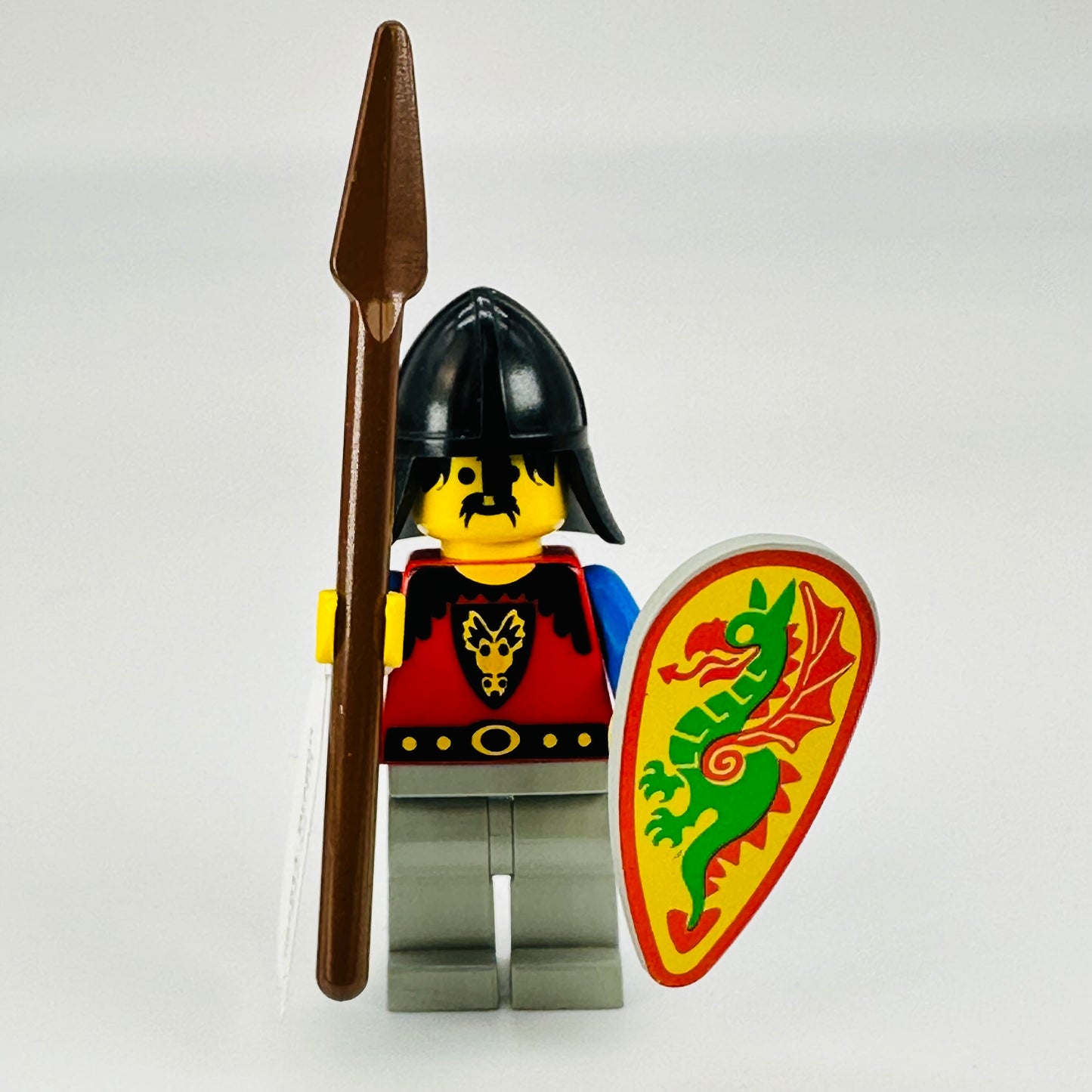 cas014: Dragon Knight (WITH SHIELD AND SPEAR)