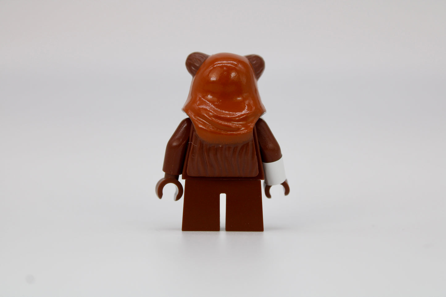 sw0513: Wicket (ewok) with tan face paint pattern